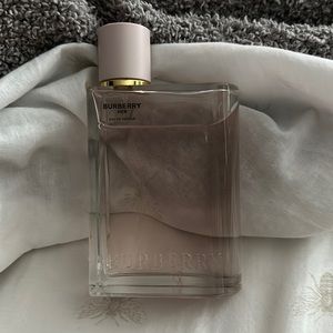 burberry her london dream eau de parfum | 3.3 fl oz / 100 mL brand new!